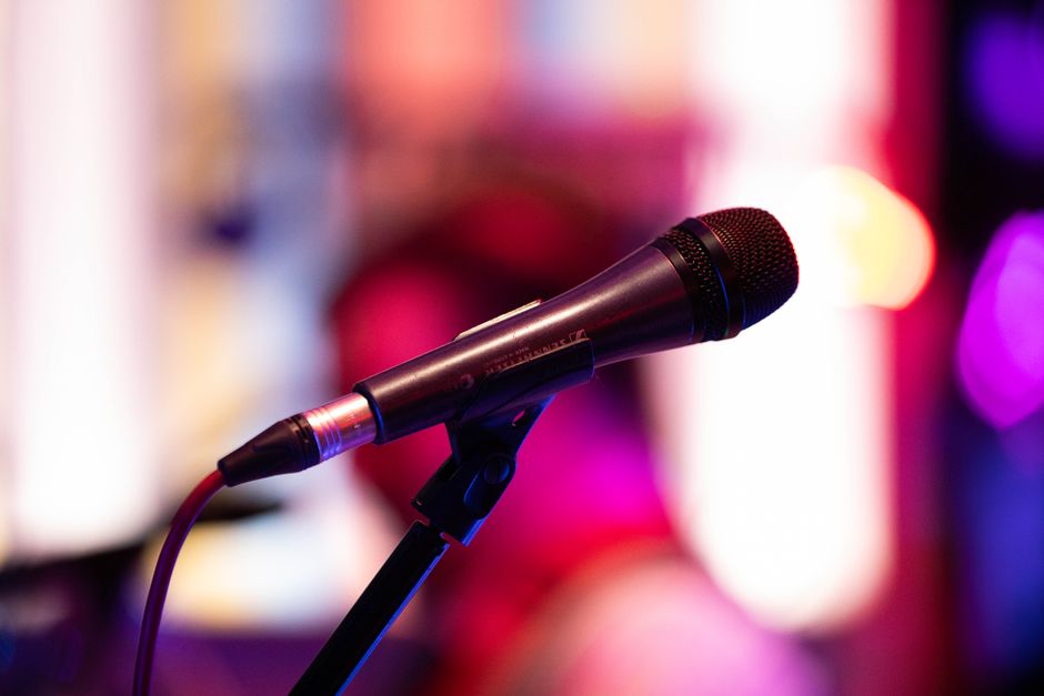 Microphone on a small stage